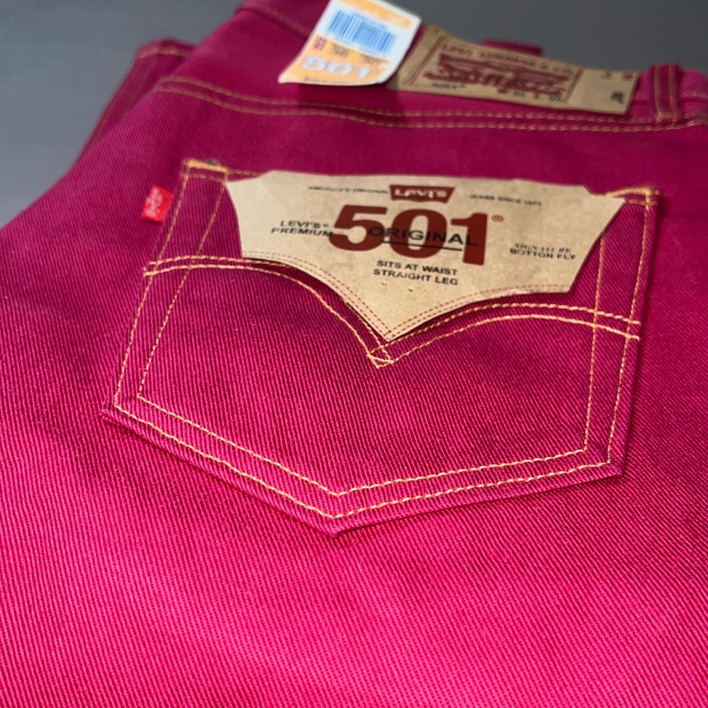 Men’s Levi pants new with tags